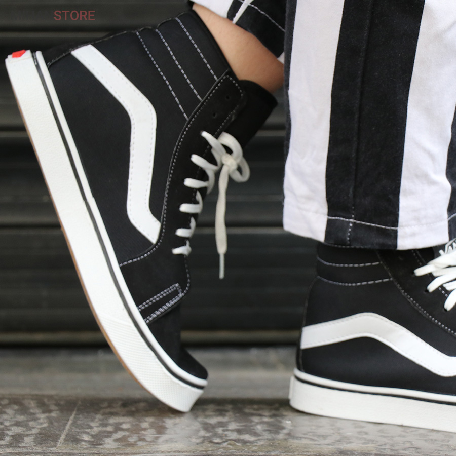 عکس کفش ساقدار زنانه VANS